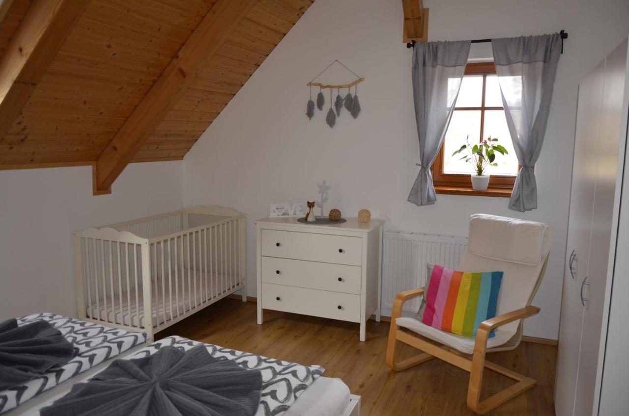 Apartmany U Vlcich Jam Petrowitz المظهر الخارجي الصورة